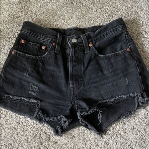 Levi’s 501 destroyed denim shorts size 26 black